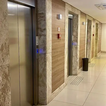 Apartamento Com Otima Area De Lazer Em Bairro Nobre De Fortaleza (Ceara)